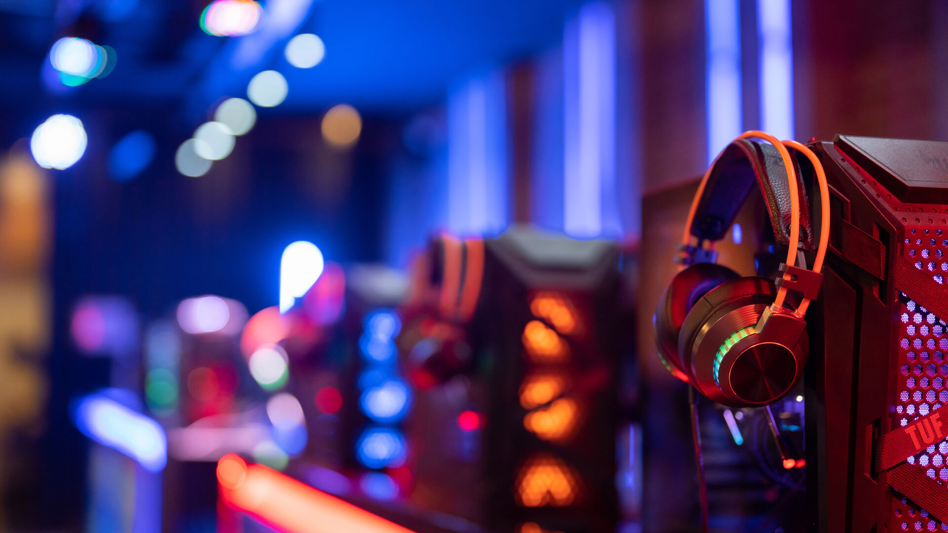 M&eacute;dias, jeux et &eacute;lectronique grand public