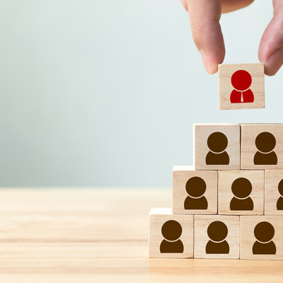 優秀な人材を引き抜かれないためにすべき事